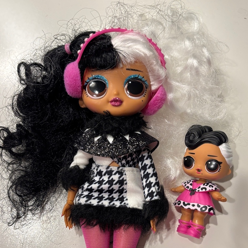 OMG! Winter Disco Dollie Fashion Doll and Lil’ Sister